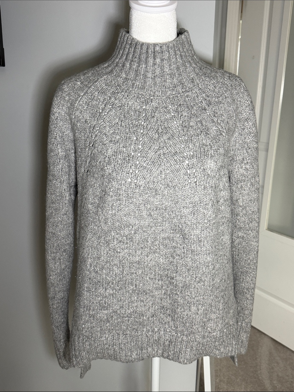 Banana Republic Gray Ribbed Mock Neck Sweater, Medium